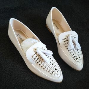 NWT JustFab Bone Ivory White Flat Loafer